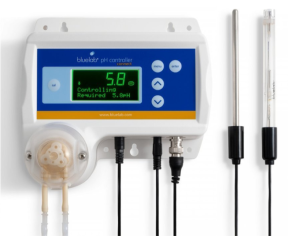 Bluelab pH Controller Connect - monitor kontrolujący pH z Wi-Fi