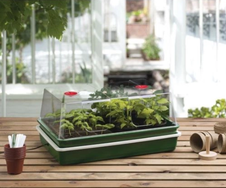 Propagator elektryczny podgrzewany 59x41x26.5 cm Garland